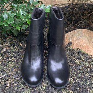BCBGeneration black booties